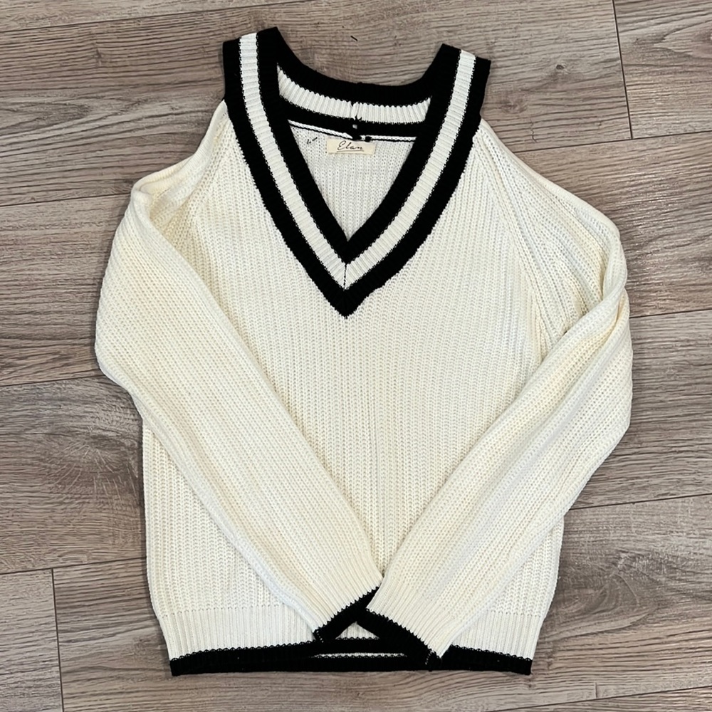 Open shoulder white black sweater